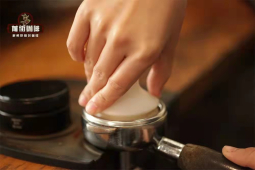 咖啡粉研磨度图解｜ 摩卡壶与意式浓缩咖啡豆研磨度 咖啡萃取比例 冲煮时间的区别是什么