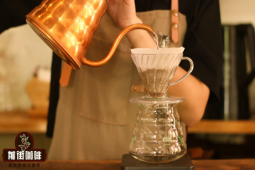 两人份手冲咖啡做法｜手冲咖啡的咖啡粉水比例如何分配？SCAA美国精品咖啡协所建议的咖啡浓度是什么？