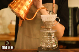 手冲咖啡定义｜制作手冲咖啡需要哪些咖啡器具？手冲咖啡和冰手冲咖啡的粉水比有何不同？