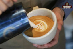 平白咖啡Flat white｜瑞幸精萃澳瑞白是什么咖啡？澳式白咖啡与卡布奇诺口感区别大吗？