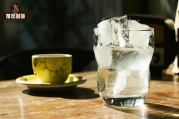 意式咖啡品鉴｜意式浓缩咖啡的喝法上有什么讲究？品尝espresso有哪些技巧？