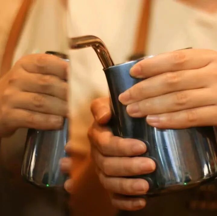 什么样的奶泡才适合咖啡拉花？
