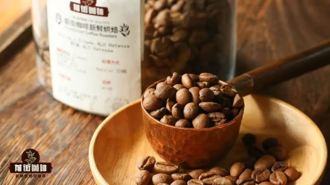 为什么很少会有咖啡店用量勺来称豆？