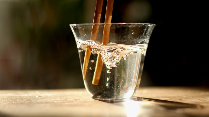 舌尖泛起清甜的秘密！理清酸甜苦溶解顺序，教你轻松喝出饱满回甘