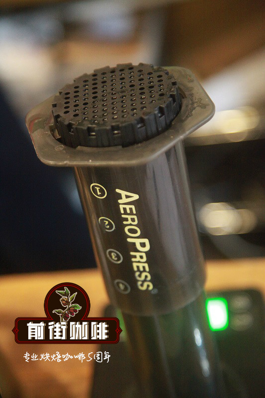 周末推开窗吹着晨风，想给舌尖来一杯轻盈通透的满室鲜花香气
